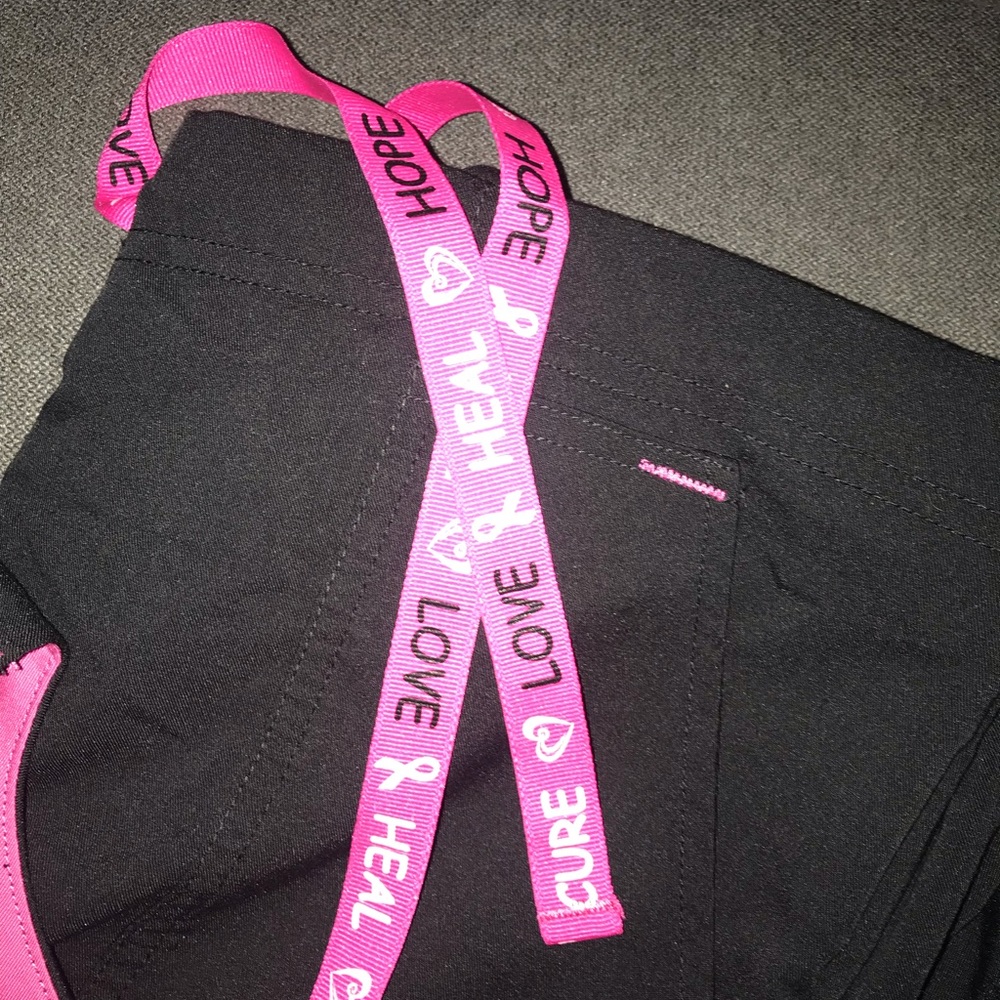 Breast cancer theme scurbs